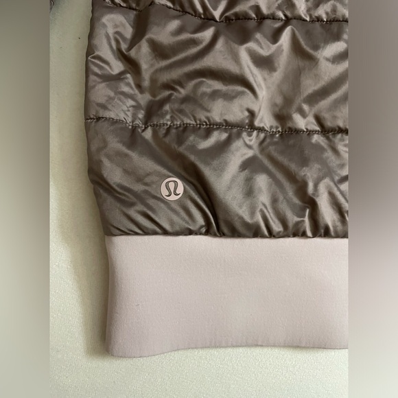 Lululemon Non-Stop Bomber Reversible Porcelain Pink Water Repellent Size 4 - Picture 8 of 16
